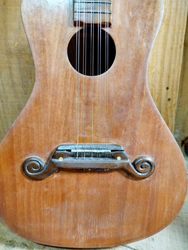 Viola Parlor Entalhada - Imagem 3