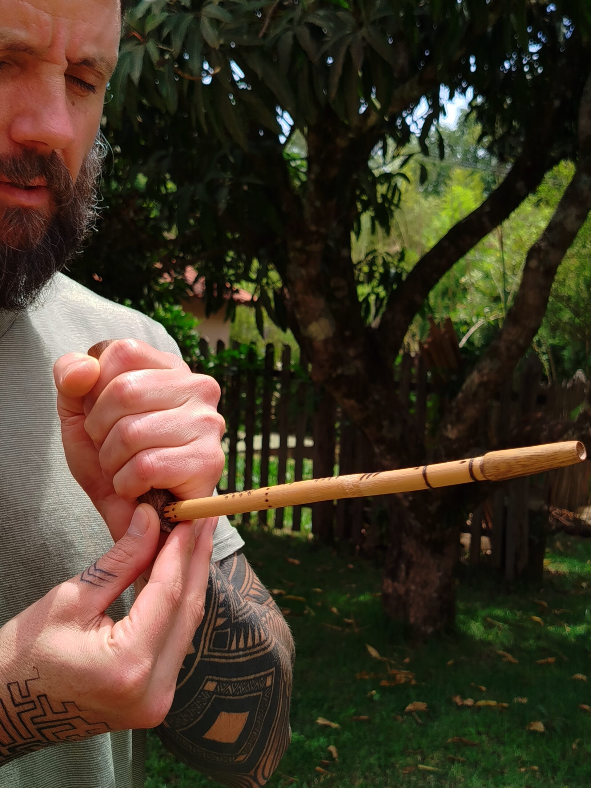 Tepi de Bambu com Imbuia | Aplicador de Rapé - Imagem 6