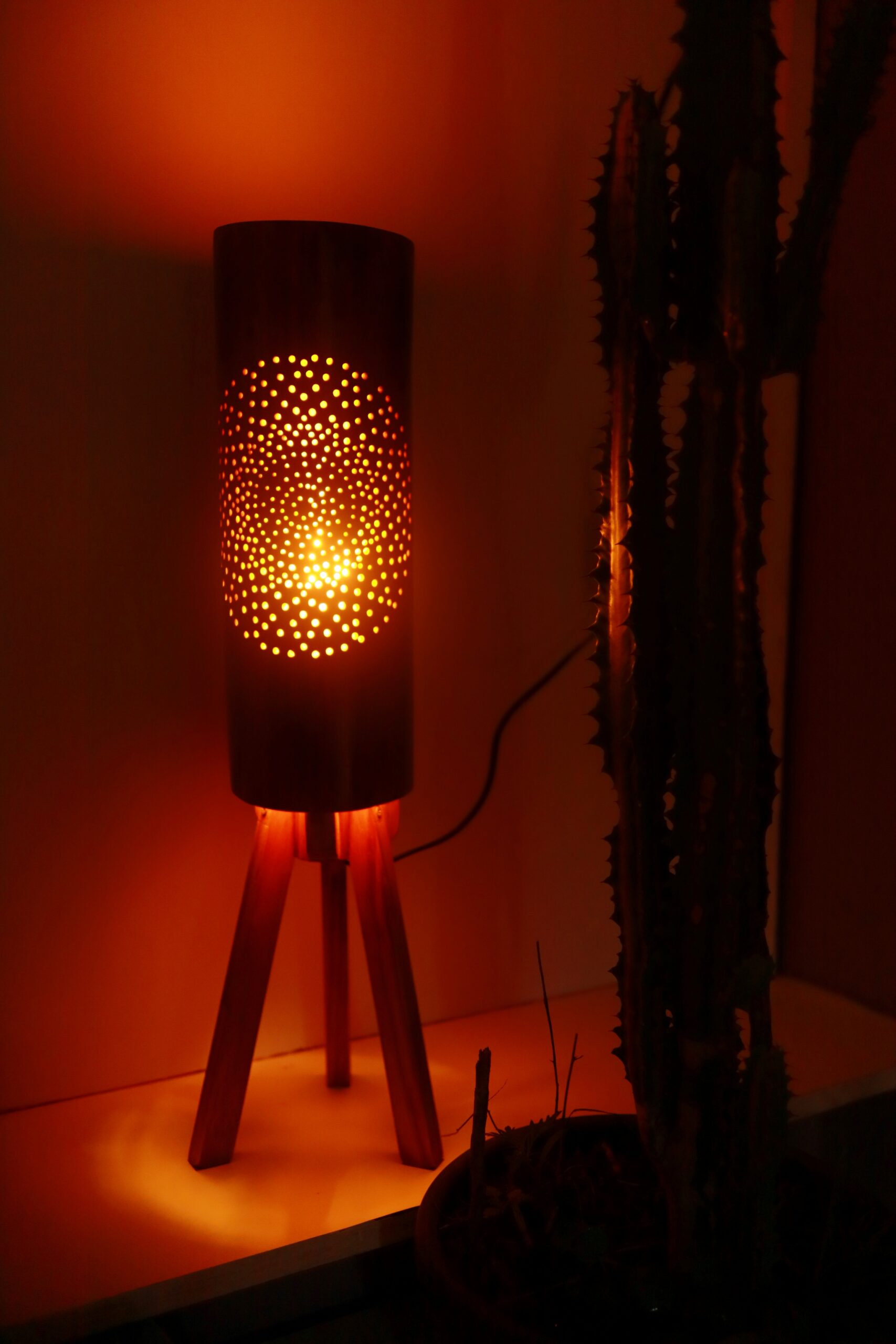 Luminária de Bambu Gigante | Mandala com Luz Âmbar