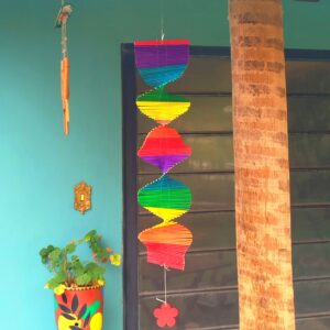 Mobile Arco Íris Mensageiro dos Ventos | Catavento Espiral de Bambu
